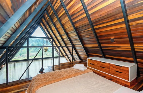Curitiba Cabin | VILLA ESTORIL
