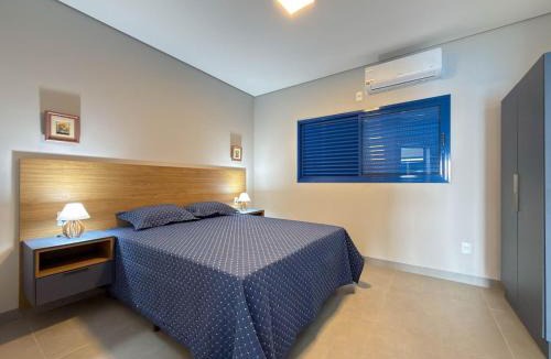 Novo Horizonte Apartment | Apê no centro, 2 qtos, 2 banh, 3 camas, ar, 1 vaga