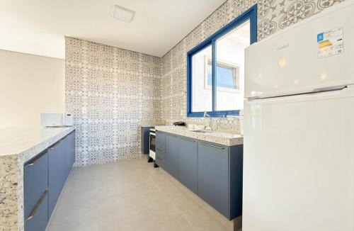 Novo Horizonte Apartment | Apê no centro, 2 qtos, 2 banh, 3 camas, ar, 1 vaga