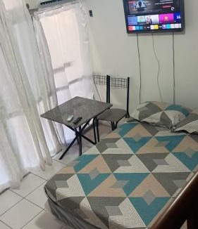 Cacuia House | Casa no pequena Rio de Janeiro Aeroporto Galeão Lugar Bonito e agradável Local privado independente - Ar-condicionado - Ótimo para quem para CASAIS- FAMÍLIAS- GRUPOS- sozinho