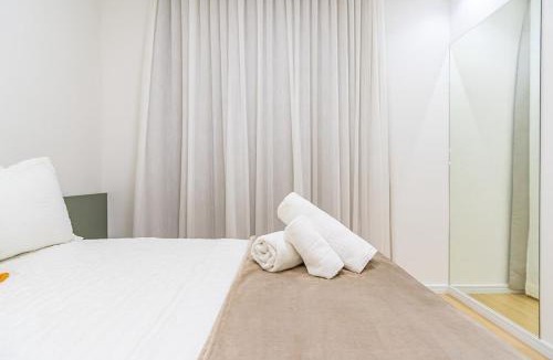 Bigorrilho Apartment | Batel Studio Rooftop Pool, Jacuzzi & Gym
