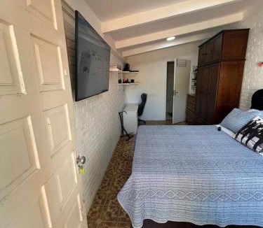Guaratuba House | Suíte aconchego dos pássaros