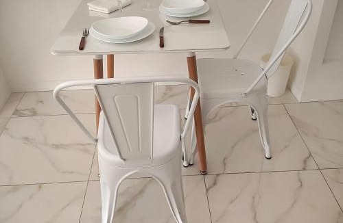El Centro Apartment | Torre Esmeralda 740 Class