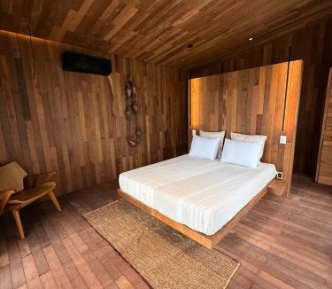 Moitas House | Suite Jardim na Casa Ayon
