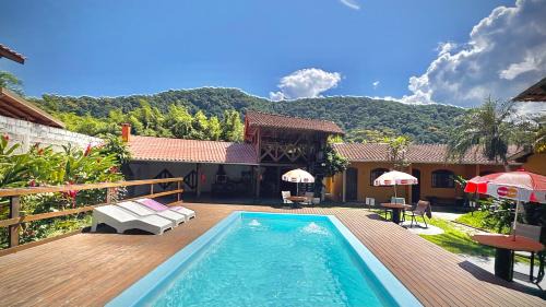 Boicucanga Beach Ski Chalet | Chalés Água de Coco
