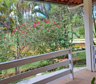 Mateus Leme Hotel | Pousada Coqueiro Verde