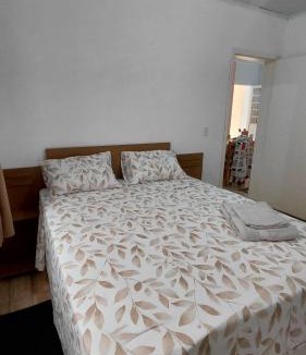 Senges House | Casa Completa com Churrasqueira, Sala com Smart TV e Wi-Fi, Três Quartos Confortáveis e Garagem Coberta