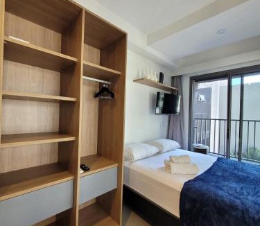 Jardim Paulista Apartment | Apto 806 Alameda Jáu, 20 · Studio Jardins + Paulista - Piscina com vista 19°