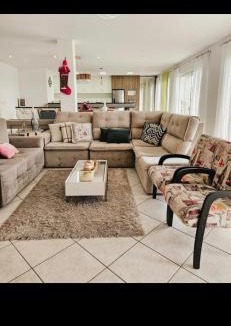 Meia Praia House | Suítes Meia Praia Navegantes