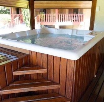 Campos do Jordao House | Casa 6 suítes jacuzzi e piscina