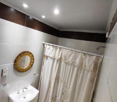 Yerba Buena Apartment | Depto Pringles 1740 PB Parking Privado Gratis
