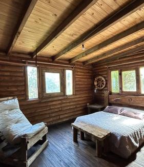Coronel Moldes House | Cabañas del bosque I