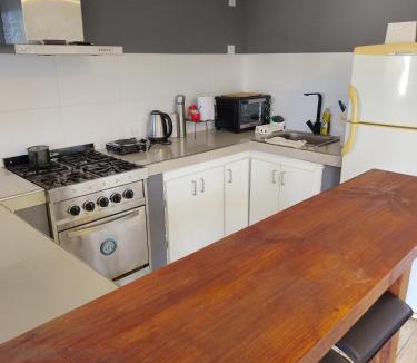 Balcarce House | Quincho Monoambiente Con Parrilla