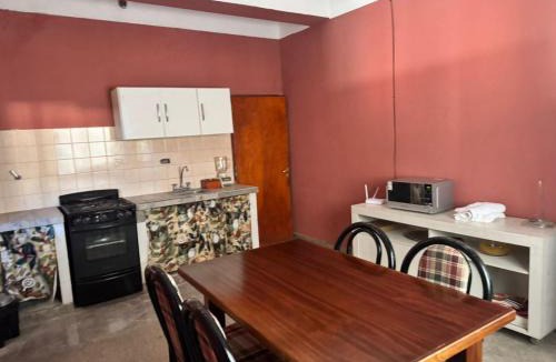Humahuaca Apartment | Casa Alfonso 4 huéspedes y cochera gratis