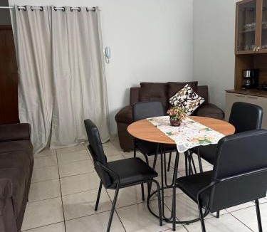 Vila Sofia Apartment | Linda casa e funcional prox Br 060 Go e ao Centro