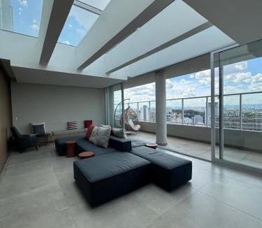 Butanta Apartment | Apê Linda Vista de SP , com garagem e piscina , no Butanta divisa com Pinheiros