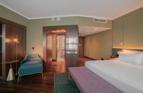Moinhos de Vento Hotel | Hilton Porto Alegre, Brazil