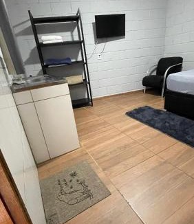 Guarulhos Hostel | Quarto Para Dormir Próximo do Aeroporto Gru POUSO RÁPIDO