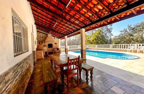 Itapevi House | Casa de Campo com Balanço na Árvore