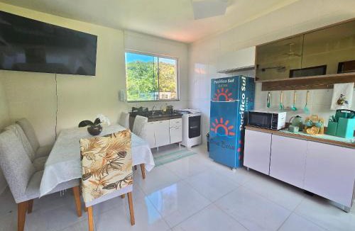 Ubatumirim House | Pacífico Sul Suítes - Praia de Ubatumirim
