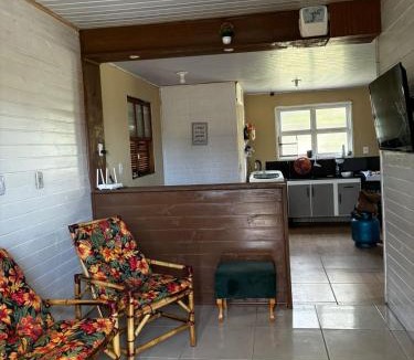 Balneario Pinhal House | Casa no Centro Balneário Pinhal