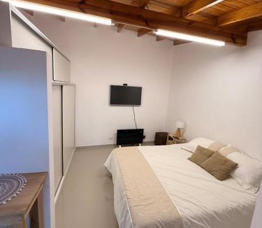 Ezeiza Bed & Breakfast | Cocheras Ezeiza Victoria