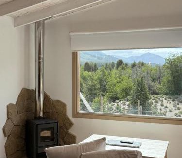 Meliquina House | Cabaña El galpon - Villa Meliquina de Espacio Bandurrias -