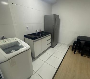 Alexandra Apartment | Ap com Internet e Ar condicionado, Estacionamento incluso, fácil acesso ao centro e Porto de Paranaguá
