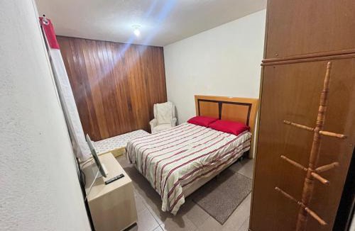 Chacara Flora Apartment | Loft para casal em prédio familiar 3,5km do centro histórico