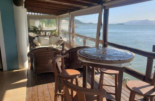 Florianopolis House | Casa-Barco Experience!