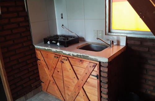 Comandante Luis Piedrabuena Ski Chalet | cabañas rio santa cruz