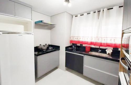 Caicara Apartment | Apto com lazer completo, piscina, ar, mercadinho e pet friendly a 1 min da praia