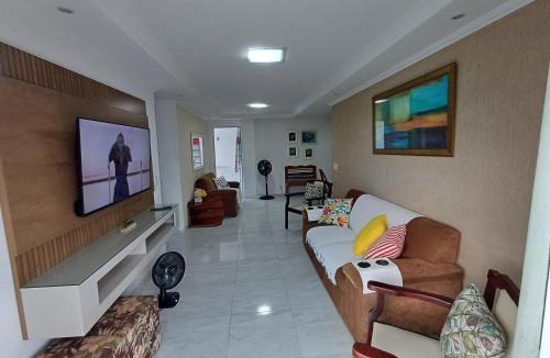 Itauna Apartment | Apto de 2 quartos vista pro mar de Itaúna