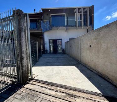 Sao Braz Apartment | Hospedagem Apolinário,há poucos minutos do Parque Barigui e Universidades da região