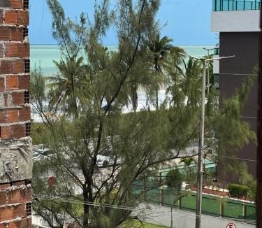 Cabedelo Apartment | Flat com sacada na quadra do mar