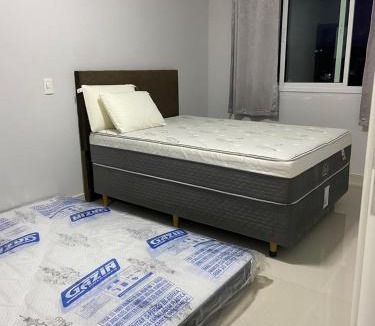 Piratuba Apartment | Ap novo e climatizado no centro com ótima localização na avenida principal