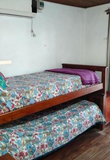 Ramallo Apartment | Habitación con baño para dos personas