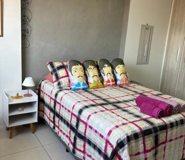 Araraquara Apartment | BOOKlN'Beatles- Spot Residence Miami 708