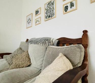 Tristan Suarez House | Cabaña La América