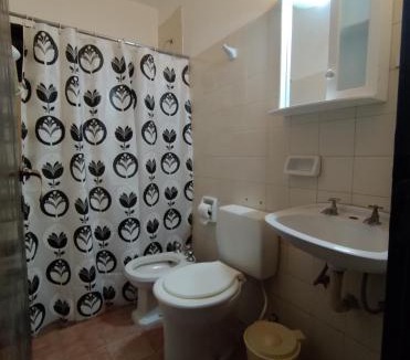 Londres House | Casa Suyay