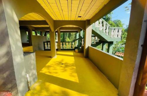 Historical Vila Mambucaba House | Casa em Angra com muito verde e praia