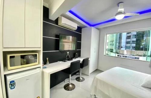 Pioneiros Apartment | Studio em Prédio com Vista Mar - Piscina, Praia e Garagem