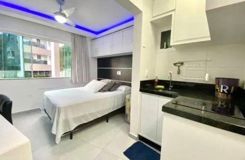 Pioneiros Apartment | Studio em Prédio com Vista Mar - Piscina, Praia e Garagem