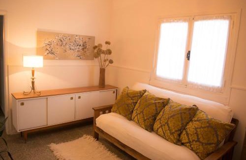 Carhue Apartment | Peonias