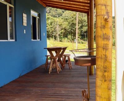 Corrego do Bom Jesus House | Recanto em Cores - Chalé com uma linda vista para as montanhas