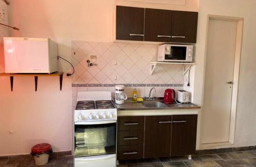 Moron Apartment | Cares Azcuénaga, Morón, Buenos Aires