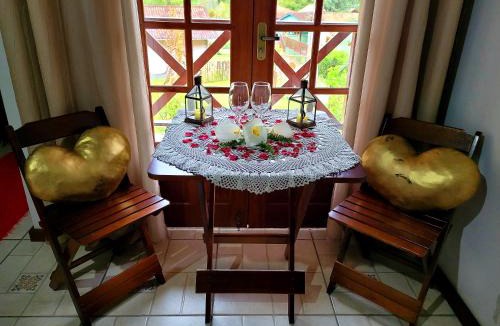 Lumiar House | Chalé Paraíso Fazendinha Cachoeira Pet Friendly