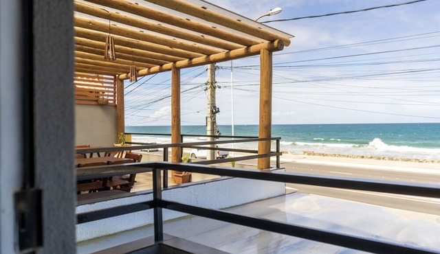 IOS Surf House