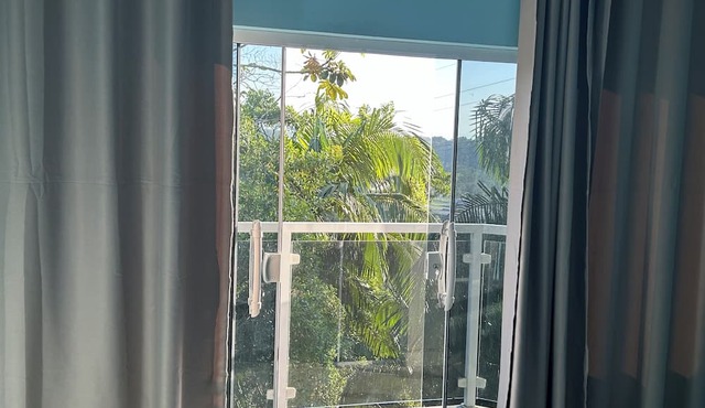 Propriedade Cercada de Muito Verde, Perfeito Para que Busca um Local Tranquilo in Pariquera-Açu