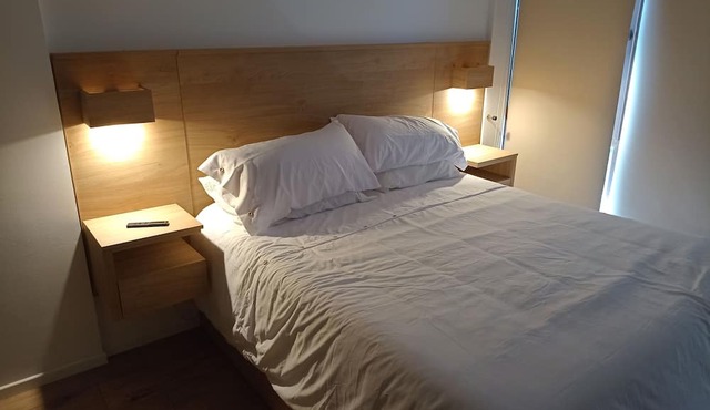 Hermoso Depto. Céntrico con Cochera p/3 Pax